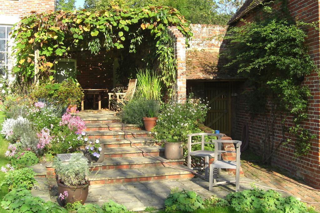 Bed and Breakfast Stowting Hill House Ашфорд Экстерьер фото